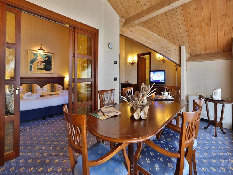 Best Western Classic Hotel เรจโจเอมิเลีย ภายนอก รูปภาพ
