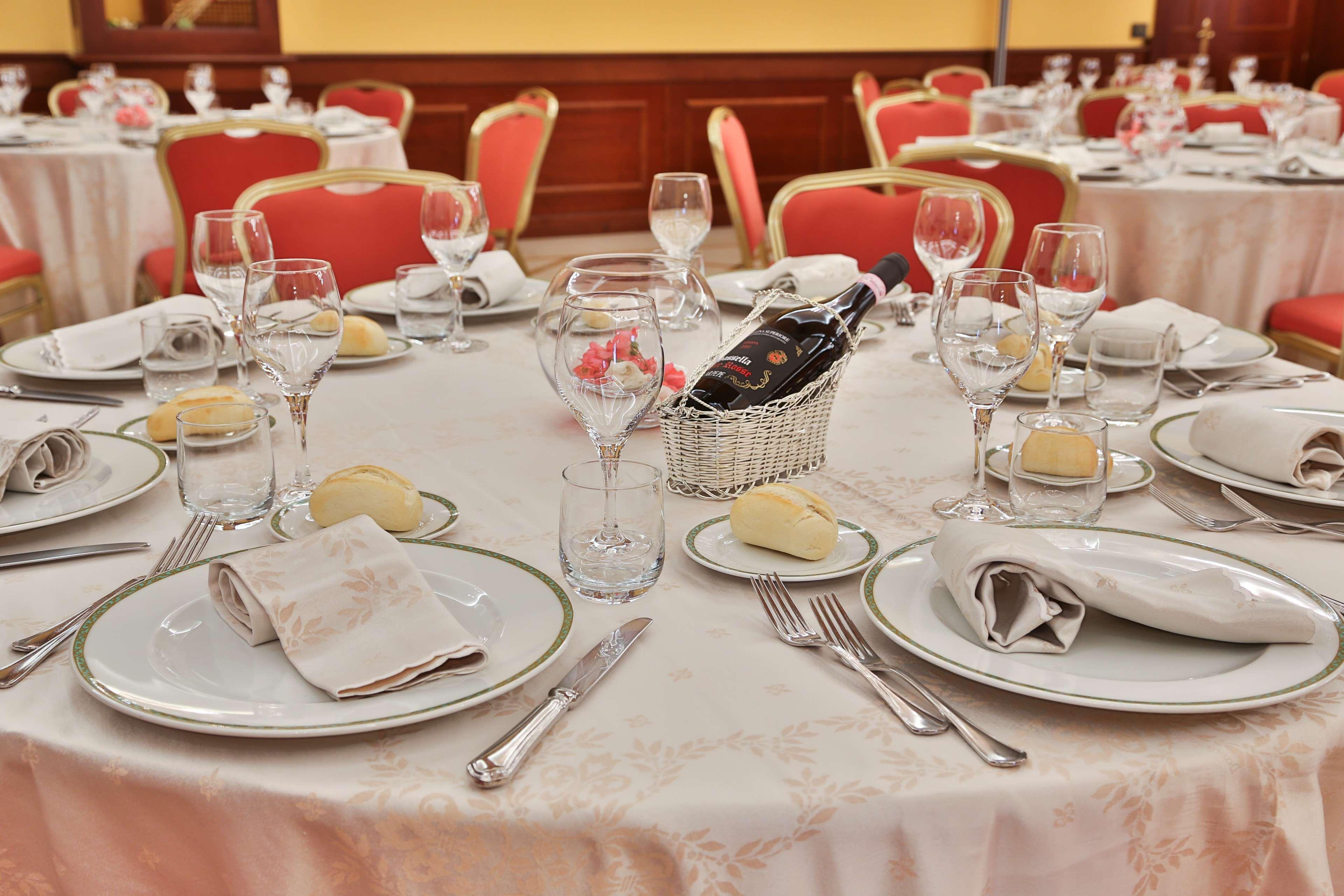 Best Western Classic Hotel เรจโจเอมิเลีย ภายนอก รูปภาพ